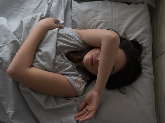 How To Train Yourself To Avoid Sleep Paralysis